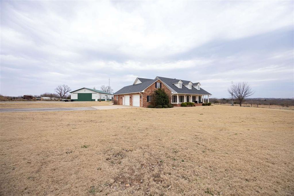 Photo of 1781 N Longwood Road, Ponca City, OK 74604 (MLS # 133848)