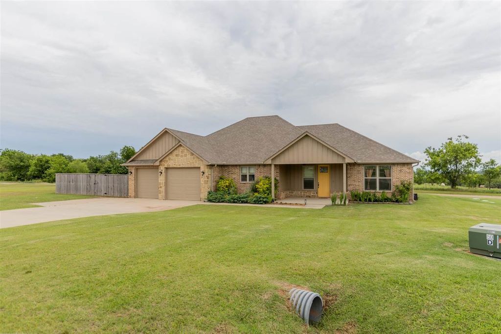 Photo of 6034 S Gunnar Springs, Stillwater, OK 74074 (MLS # 134470)