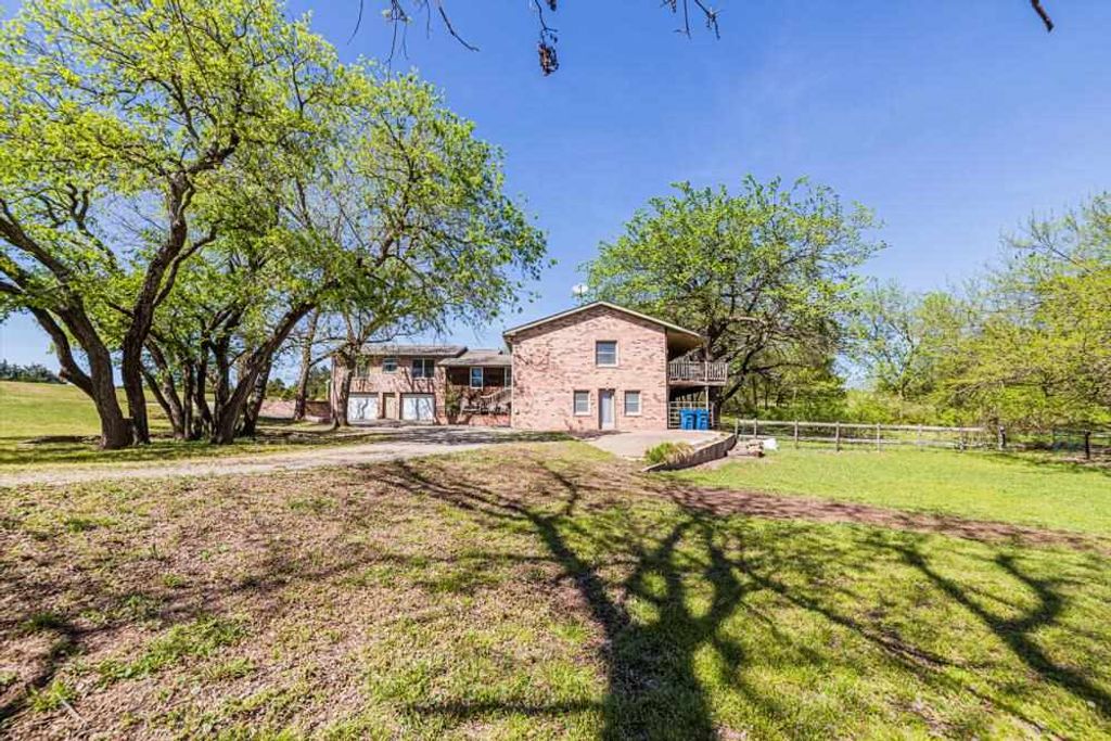 Photo of 2519 N Taylor Lane, Stillwater, OK 74075 (MLS # 134255)