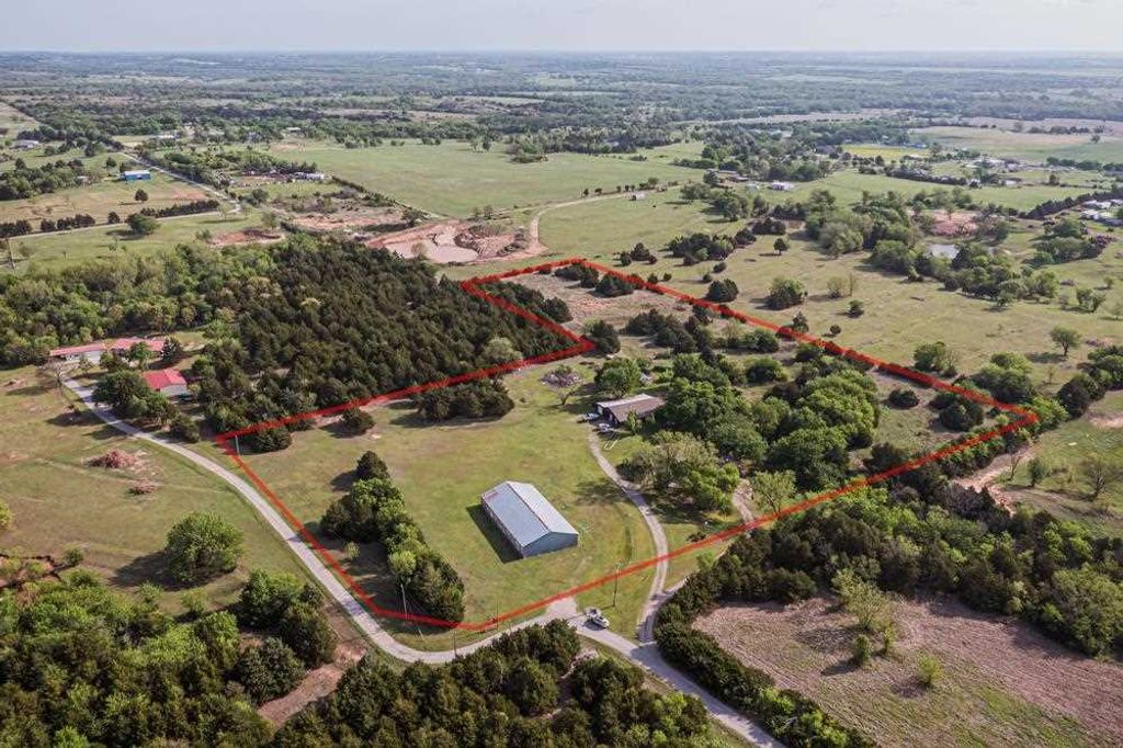 Photo of 2519 N Taylor Lane, Stillwater, OK 74075 (MLS # 134255)