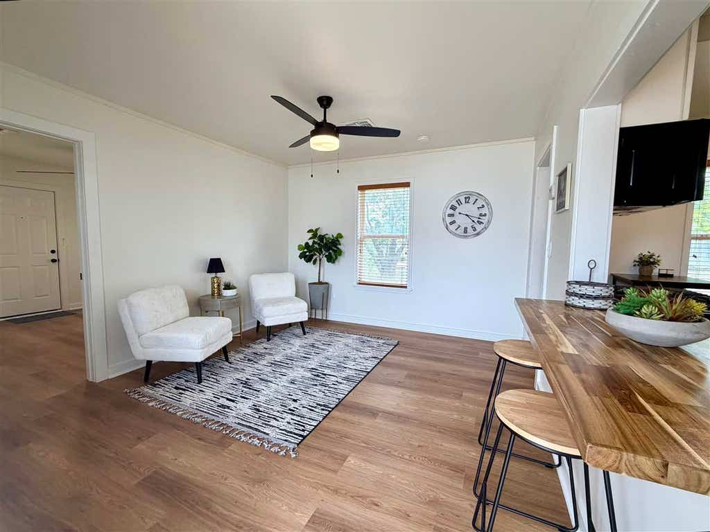 Photo of 307 N Hartman Avenue, Cushing, OK 74023 (MLS # 135014)