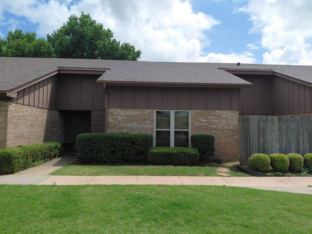 Photo of 1000 N Star #37 Drive, Stillwater, OK 74075 (MLS # 134431)