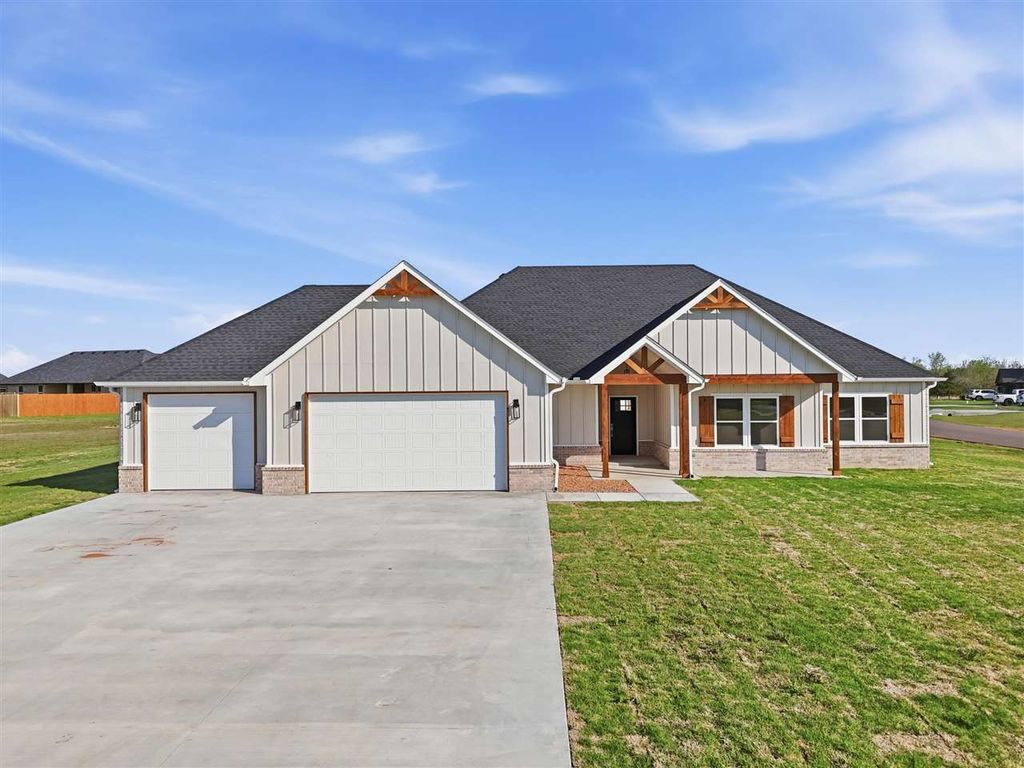 Photo of 324 Moreland Ct, Stillwater, OK 74074 (MLS # 134093)