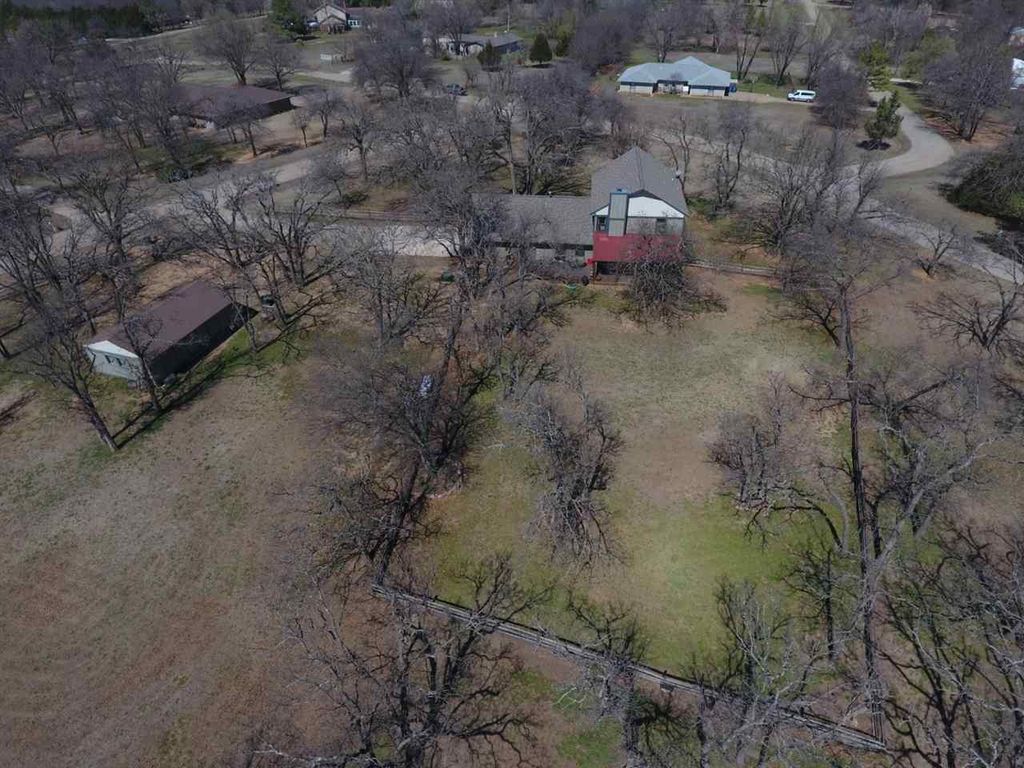 Photo of 409 Ridgewood Road, Stillwater, OK 74074 (MLS # 134152)