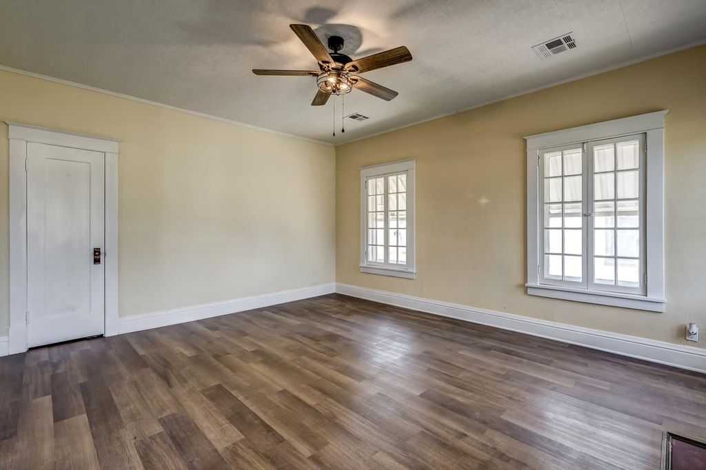 Photo of 616 Kaw Street, Perry, OK 73077 (MLS # 134263)