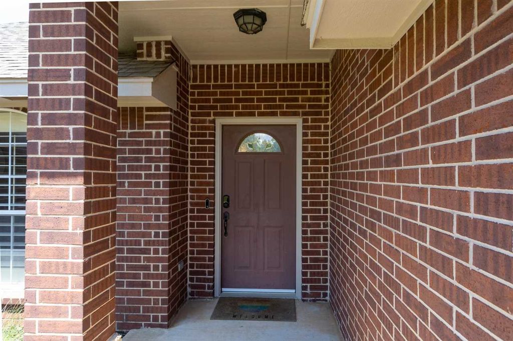 Photo of 802 S Rock Hollow, Stillwater, OK 74074 (MLS # 134283)