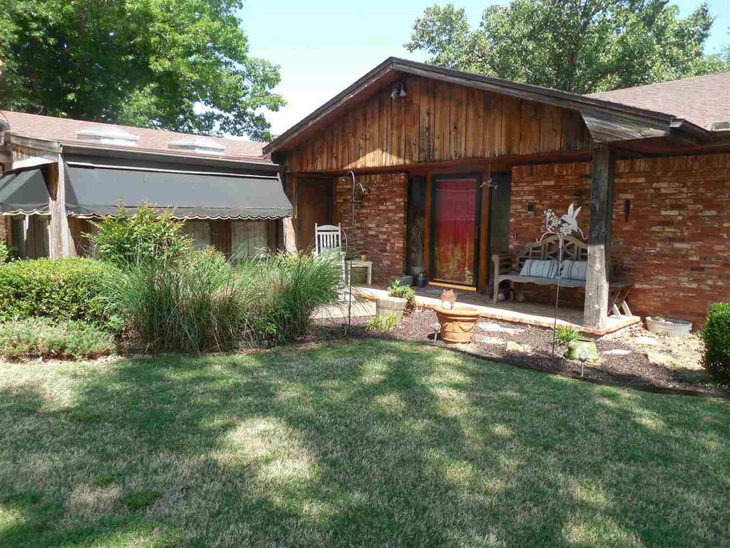 Photo of 5324 W Country Club, Stillwater, OK 74074 (MLS # 133441)