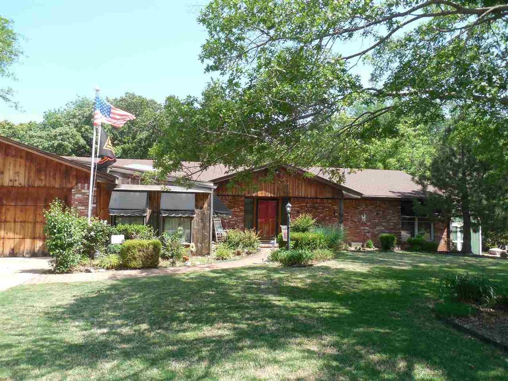 Photo of 5324 W Country Club, Stillwater, OK 74074 (MLS # 133441)