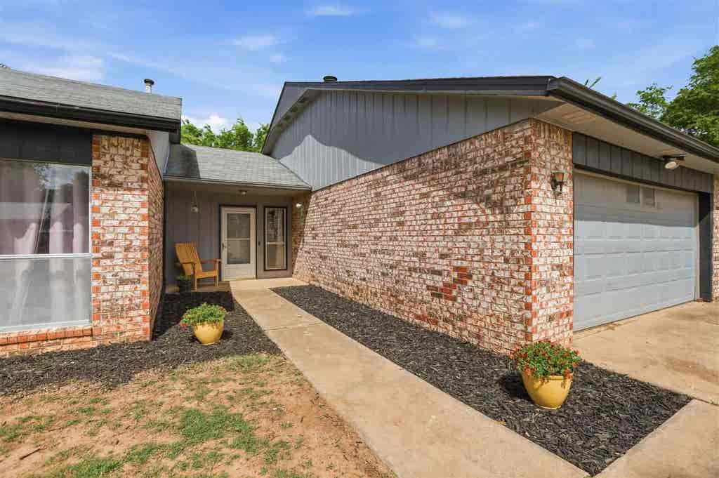 Photo of 3323 W 29th Court, Stillwater, OK 74074 (MLS # 134831)