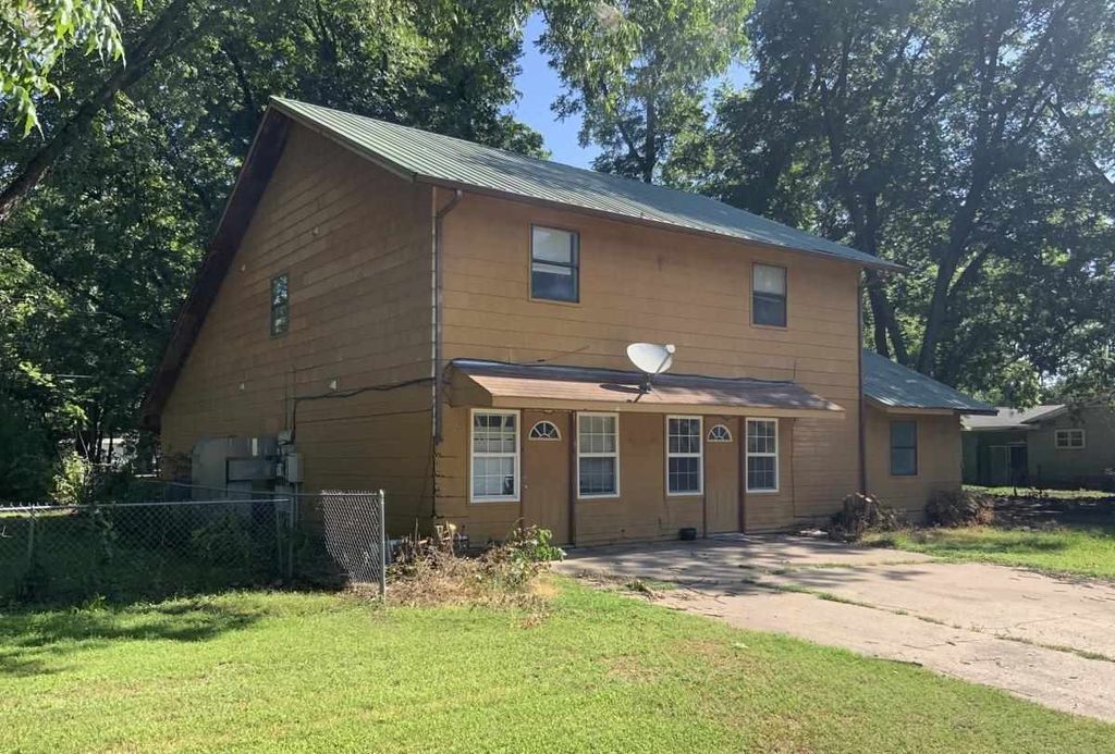 Photo of 211-213 E French ST, Perkins, OK 74059 (MLS # 133319)