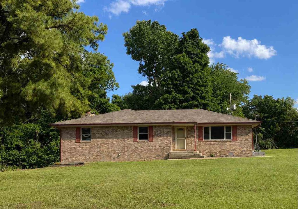 Photo of 319 N Stoney Creek, Stillwater, OK 74075 (MLS # 134395)