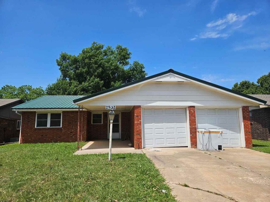 Photo of 2502 N Park Drive, Stillwater, OK 74075 (MLS # 134297)