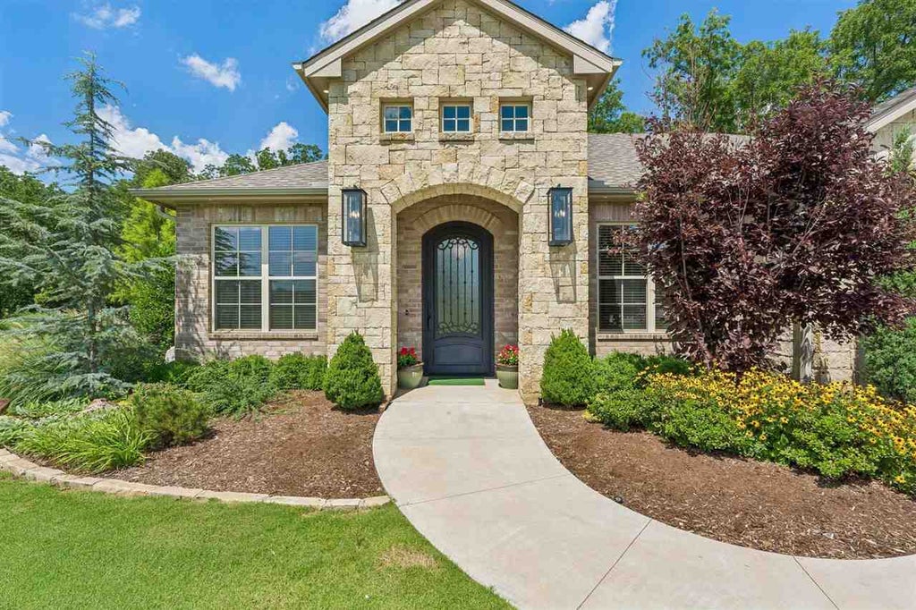 Photo of 1726 S Peacock Lane, Stillwater, OK 74074 (MLS # 134828)