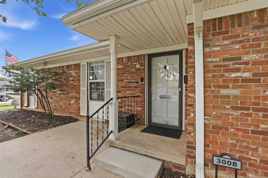 Photo of 3008 N Lincoln Street, Stillwater, OK 74074 (MLS # 134533)