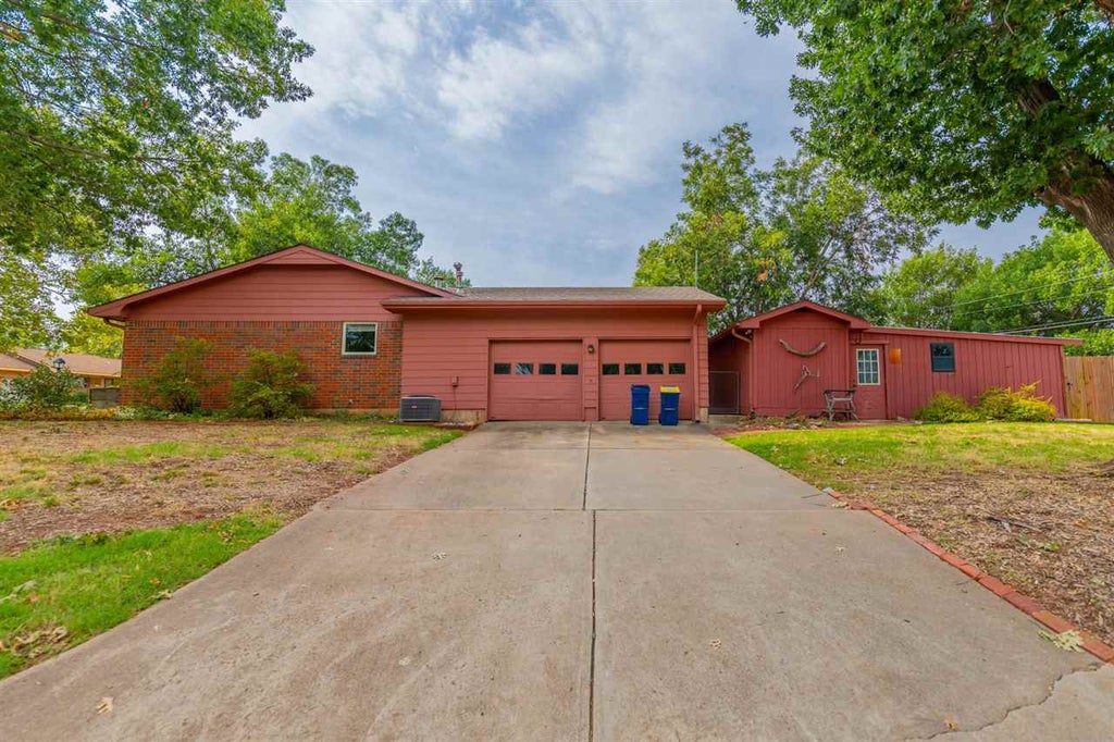 Photo of 518 N Donaldson Drive, Stillwater, OK 74075 (MLS # 135050)
