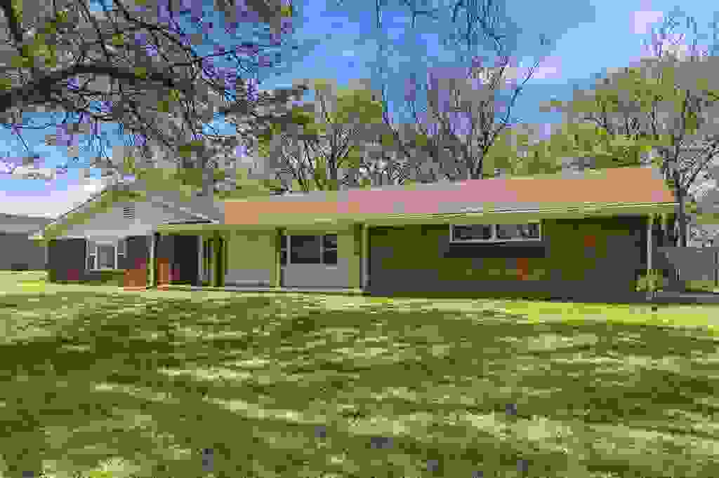Photo of 1601 N Little Avenue, Cushing, OK 74023 (MLS # 134097)