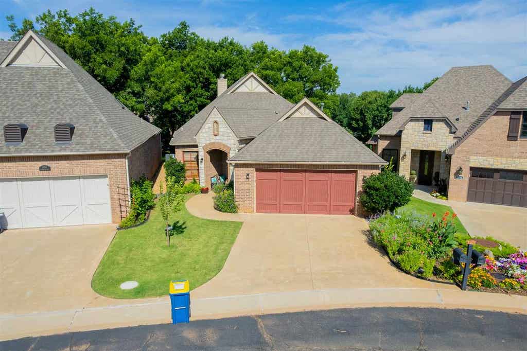 Photo of 3220 W Charleston Court, Stillwater, OK 74074 (MLS # 134988)