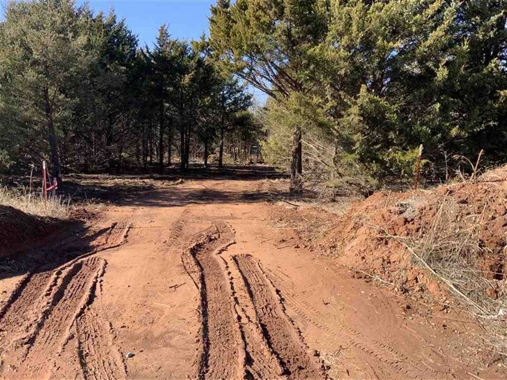 Photo of 904 N Brush Creek Road, Stillwater, OK 74075 (MLS # 133986)
