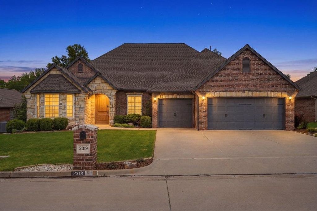 Photo of 2319 S Silverdale Drive, Stillwater, OK 74074 (MLS # 134149)