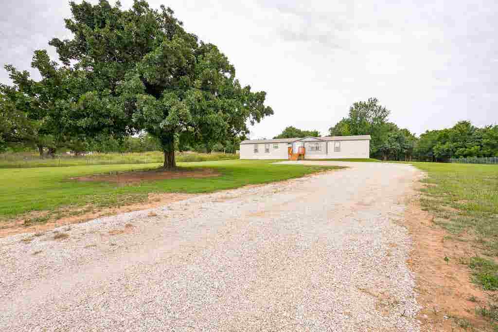 Photo of 2700 Glyna Lane, Guthrie, OK 73044 (MLS # 134617)
