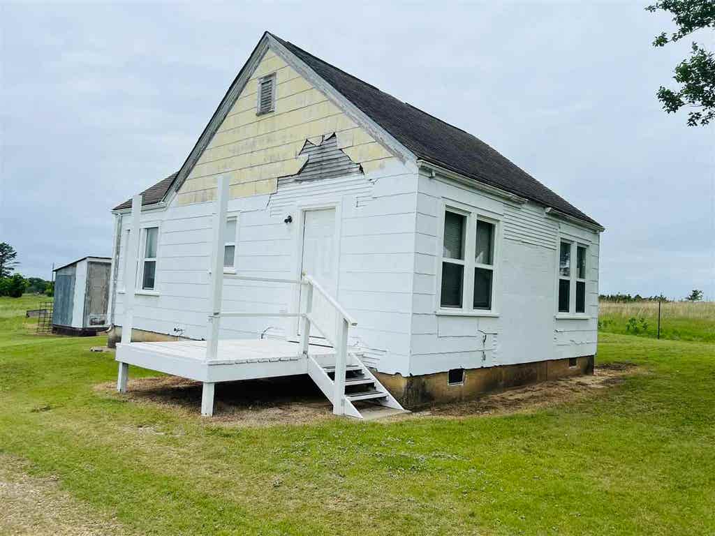 Photo of 1519 S Underwood Road, Yale, OK 74085 (MLS # 133312)