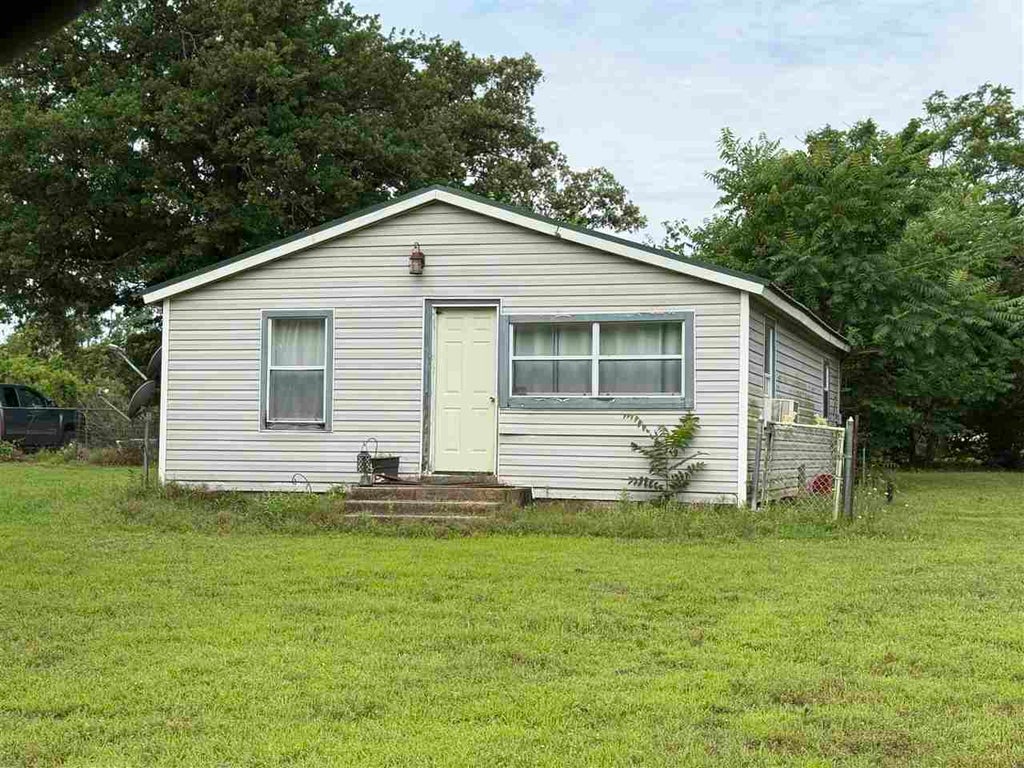 Photo of 519 E Hayes ST, Agra, OK 74824 (MLS # 134503)
