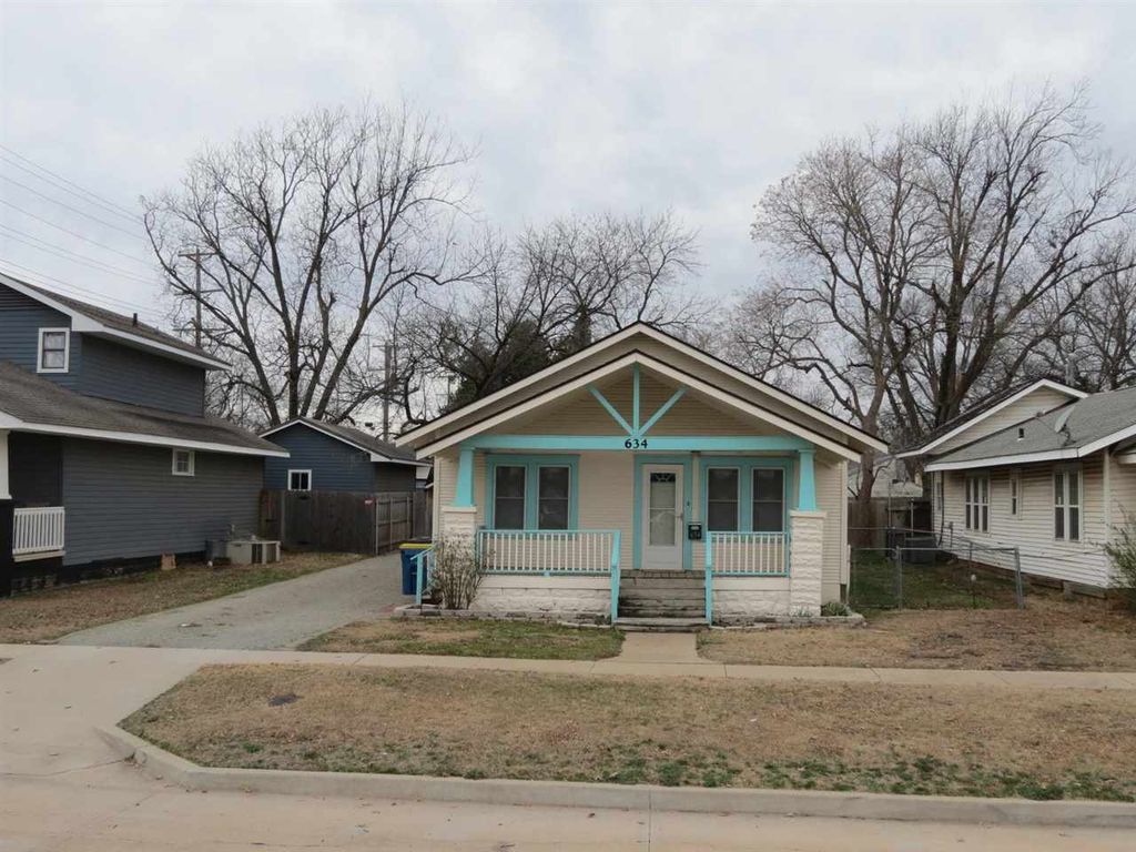 Photo of 634 S Jefferson Street, Stillwater, OK 74074 (MLS # 133914)