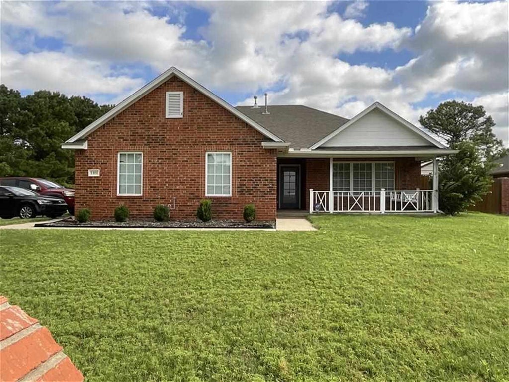 Photo of 1101 Reynolds Avenue, Perkins, OK 74059 (MLS # 134706)