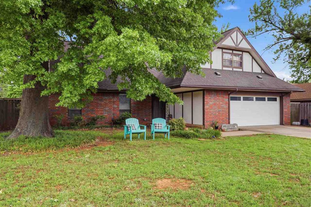 Photo of 403 E Rogers Dr, Stillwater, OK 74075 (MLS # 134215)