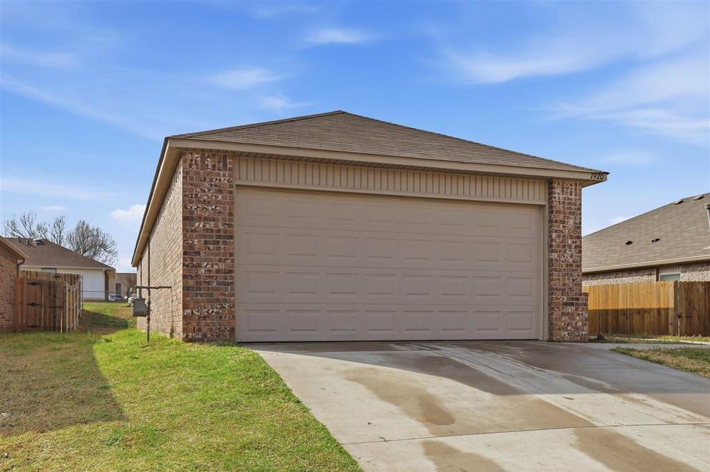 Photo of 1920 N Carnley Street, Stillwater, OK 74075 (MLS # 134242)
