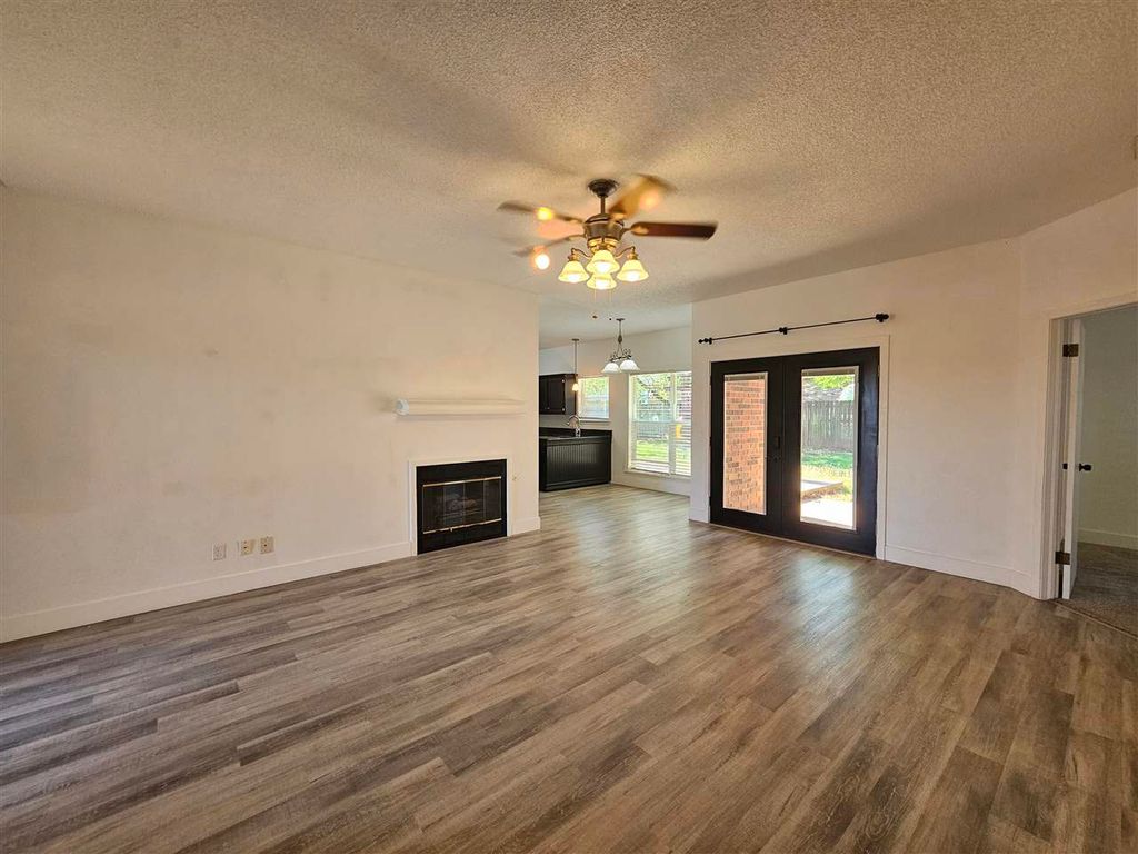 Photo of 1105 E Dell Avenue, Stillwater, OK 74075 (MLS # 134089)