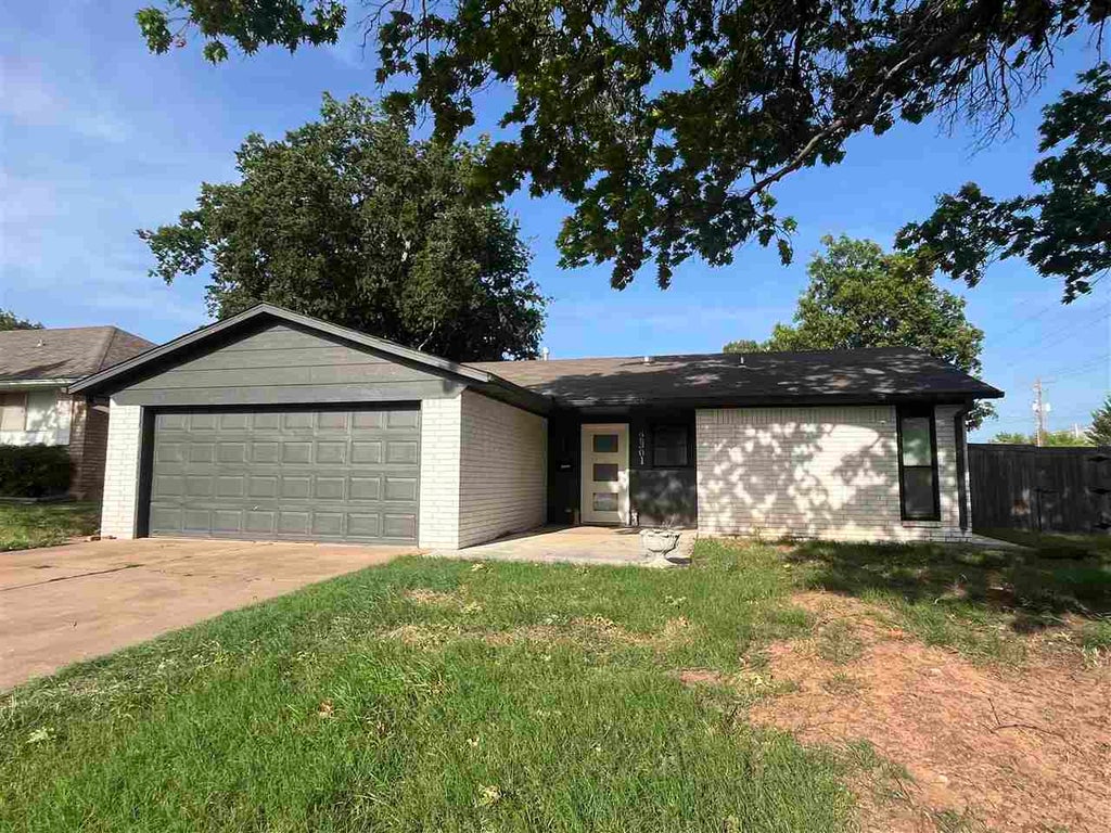 Photo of 2301 N Star Drive, Stillwater, OK 74075 (MLS # 134877)