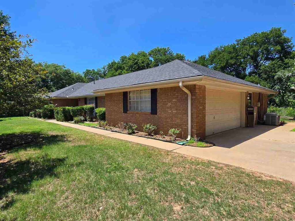 Photo of 3506 W Willow Park, Stillwater, OK 74074 (MLS # 134471)