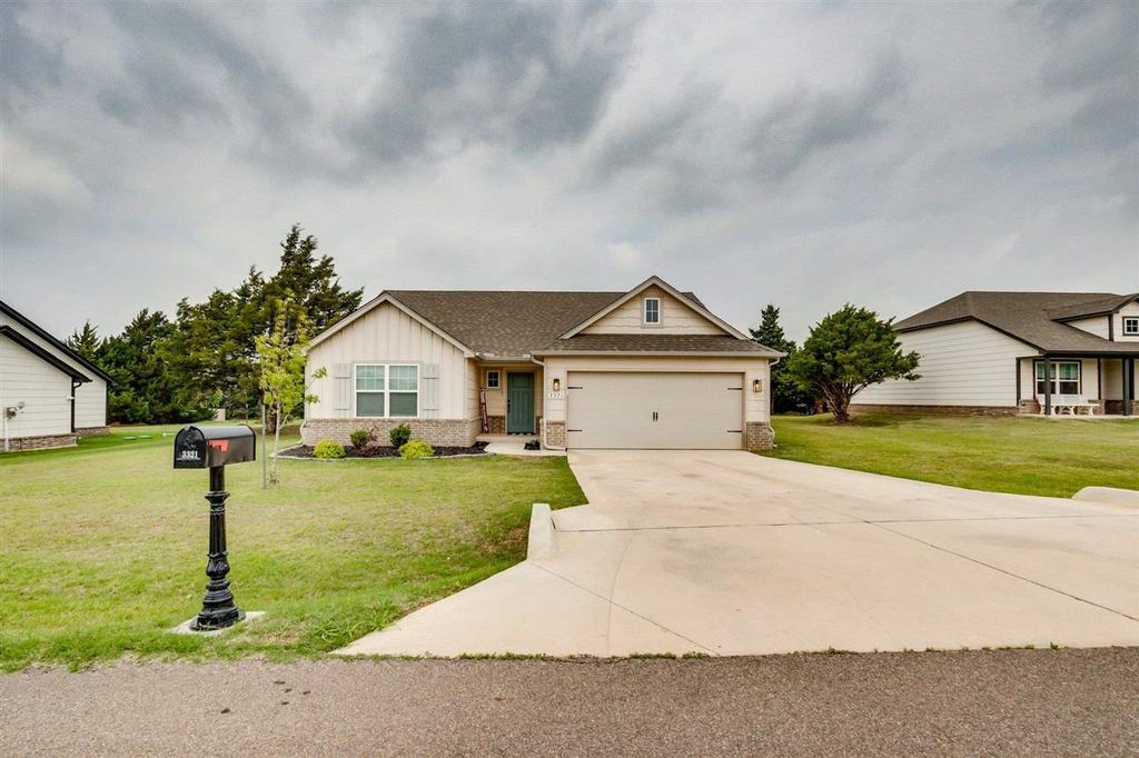 Photo of 3321 Oak Ridge, Guthrie, OK 73044 (MLS # 134379)