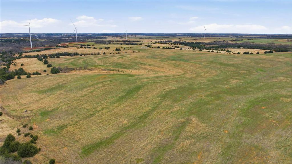 Photo of 160 W County Road 64, Mulhall, OK 73063 (MLS # 134397)