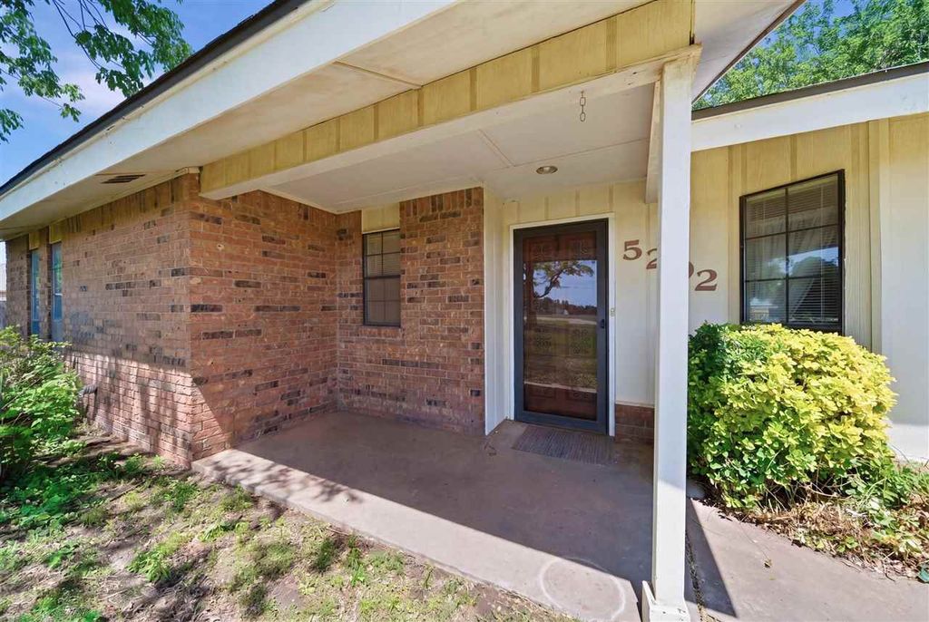 Photo of 5202 W Rupe Avenue, Enid, OK 73703 (MLS # 134202)