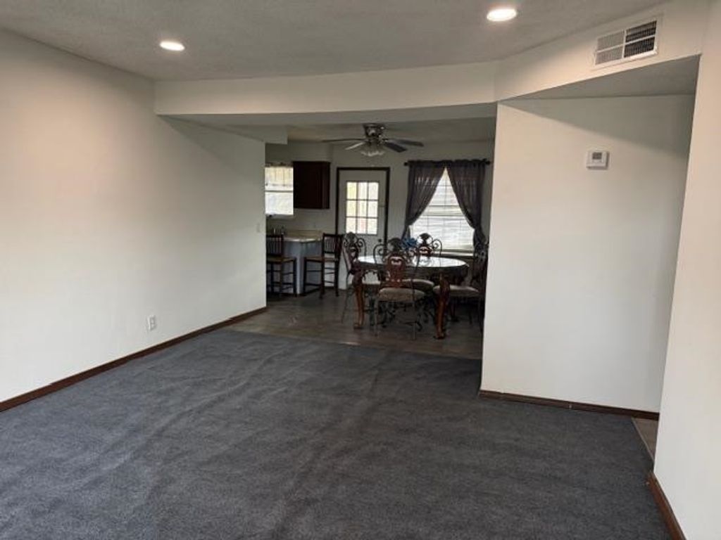 Photo of 811 Parkview Dr, Cushing, OK 74074 (MLS # 133326)