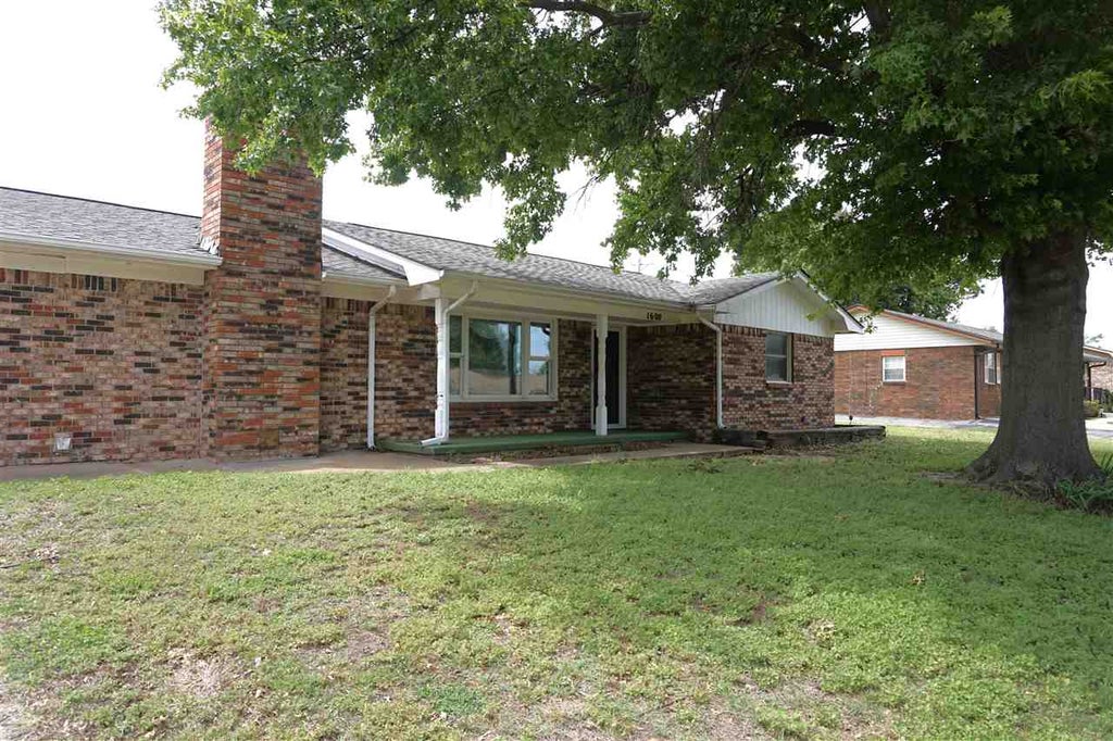 Photo of 1609 Primrose Lane, Perry, OK 73077 (MLS # 134618)