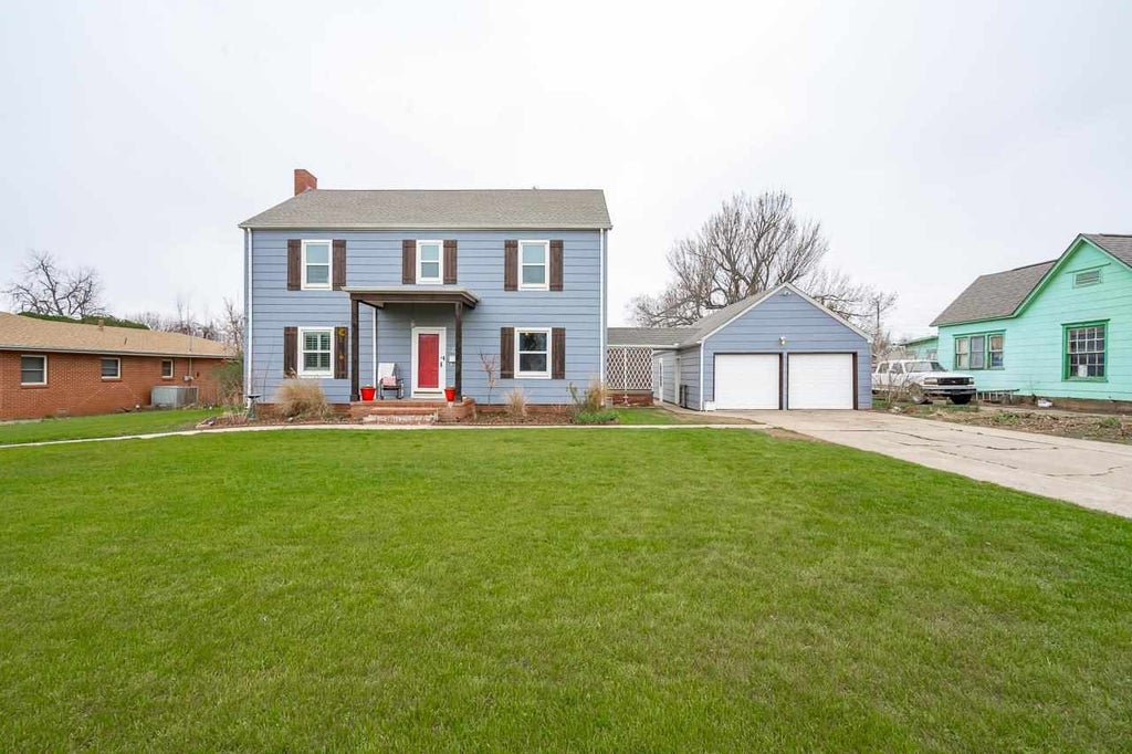 Photo of 710 Jackson, Perry, OK 73077 (MLS # 133828)
