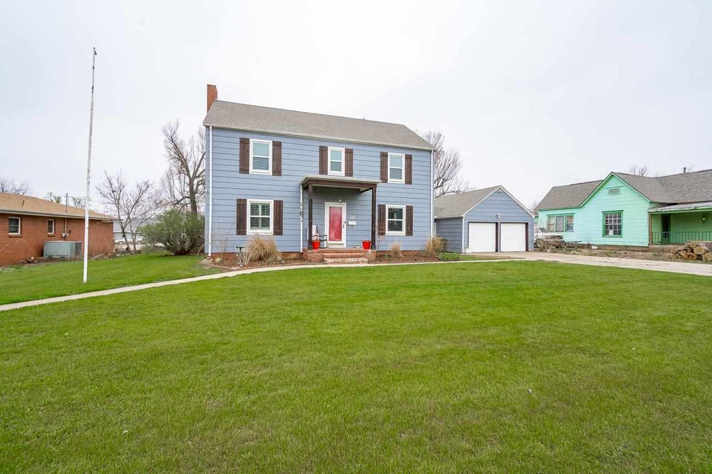 Photo of 710 Jackson, Perry, OK 73077 (MLS # 133828)