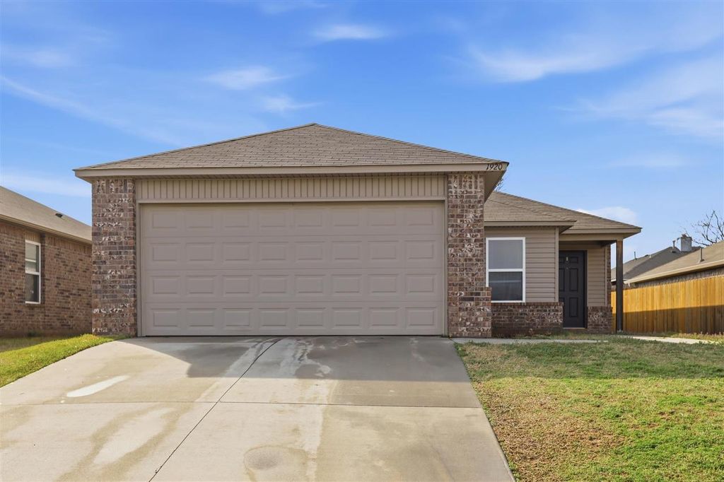 Photo of 1920 N Carnley Street, Stillwater, OK 74075 (MLS # 133884)