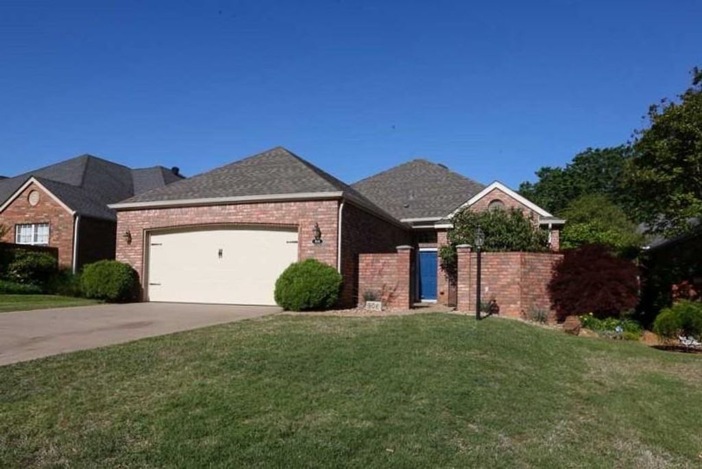 Photo of 906 S Shumard Drive, Stillwater, OK 74074 (MLS # 134288)