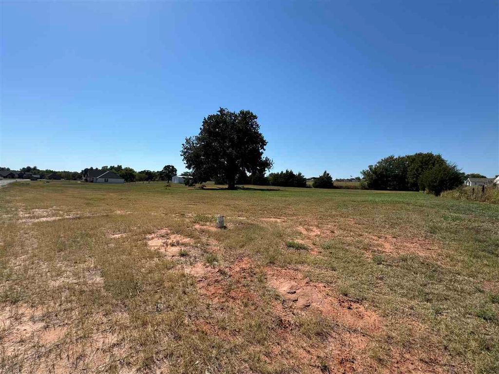 Photo of 2224 N Fairlake, Stillwater, OK 74075 (MLS # 133279)