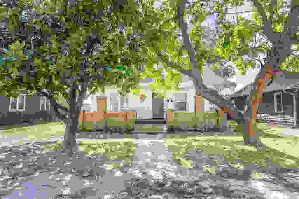 Photo of 130 S lewis Street, Stillwater, OK 74074 (MLS # 135032)