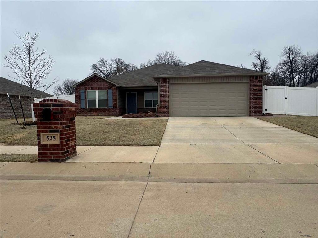 Photo of 525 E Kinder Wells, Perkins, OK 74059 (MLS # 133833)