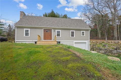 69 Central Pike A, Foster, RI 02825 - MLS#: 1343200