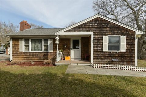 70 Crandall Road, Little Compton, RI 02837 - MLS#: 1330897