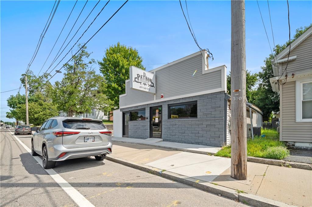 1942 Smith Street, North Providence, RI 02911 MLS 1346602 Listing