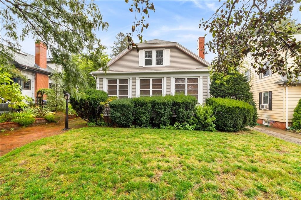 29 Roslyn Avenue, Providence, RI 02908 MLS 1345141 Listing