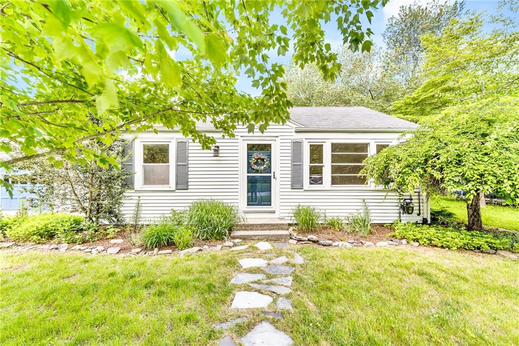 9 Roberta Drive, Barrington, RI 02806 MLS 1335535 Listing